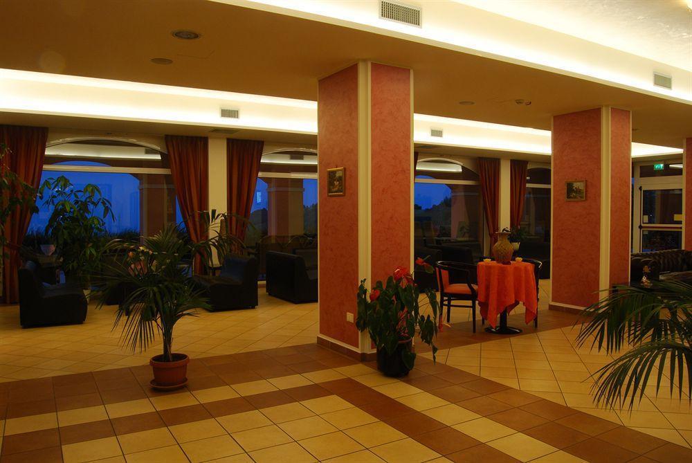 Susanna Degli Ulivi - Resort&spa Hotel Colonnella